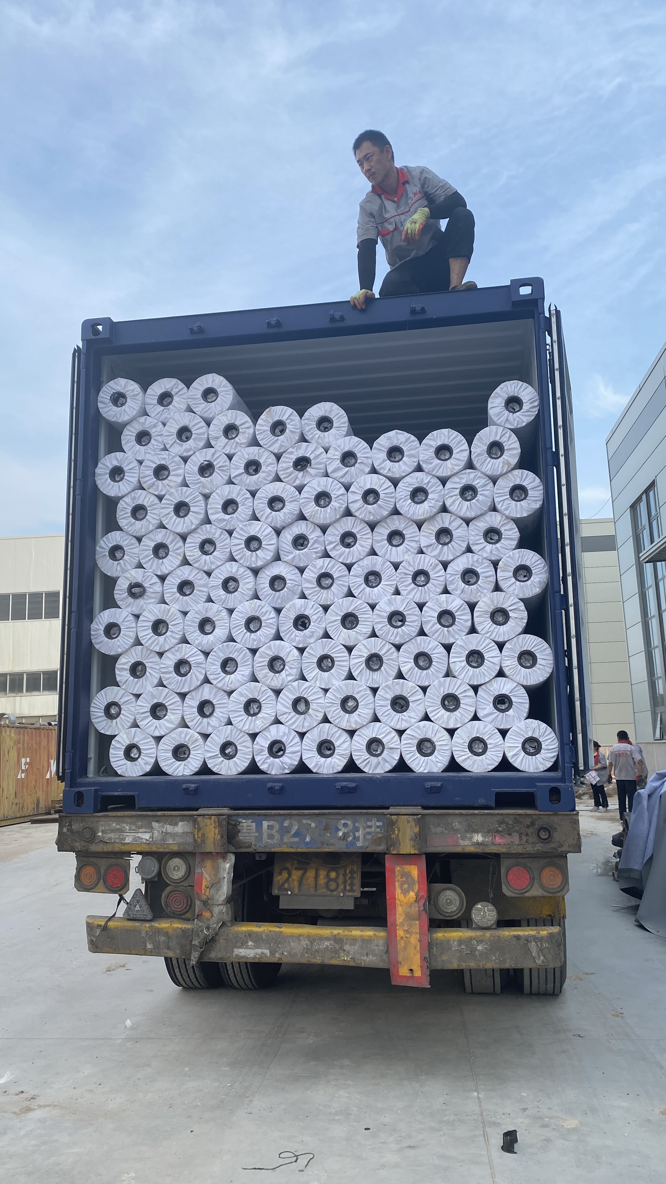 5bcdfe3e46663466f69eeba1ecdac50b