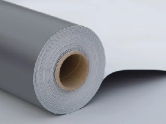 شريط التسقيف مقابل. مواد مانعة للتسرب التقليدية: ما هي الأفضل لسقفك؟